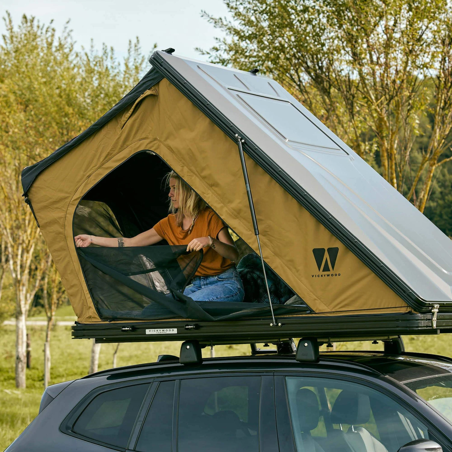 ALUMINUM HARD SHELL ROOF TENT CUMARU 135 - Dachzelt – Bild 17